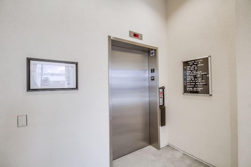Park Blvd Paradise 301 Ada Compliant With A Spa San Diego Luaran gambar