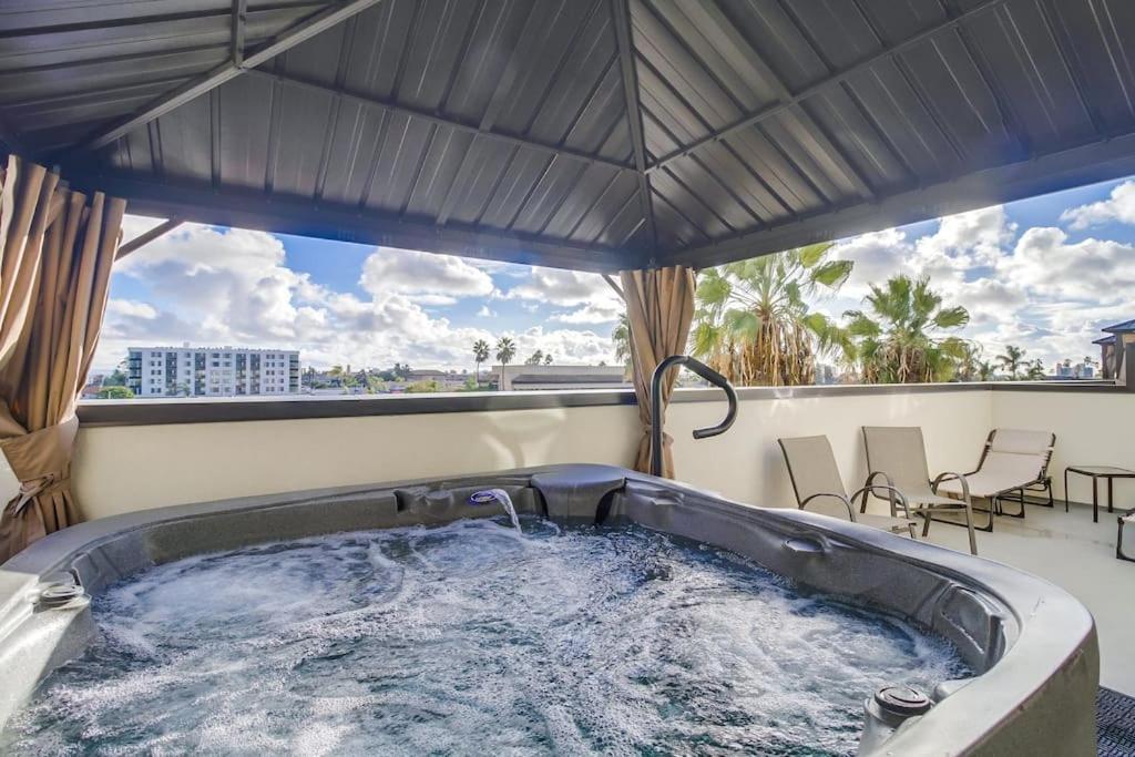 Park Blvd Paradise 301 Ada Compliant With A Spa San Diego Luaran gambar