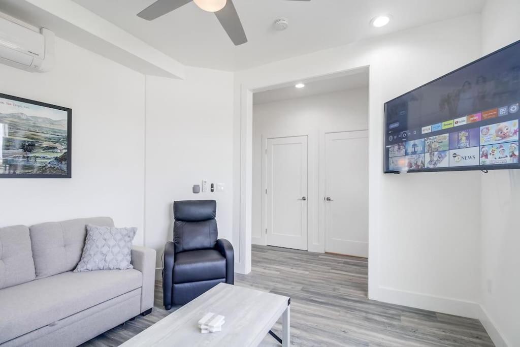 Park Blvd Paradise 301 Ada Compliant With A Spa San Diego Luaran gambar