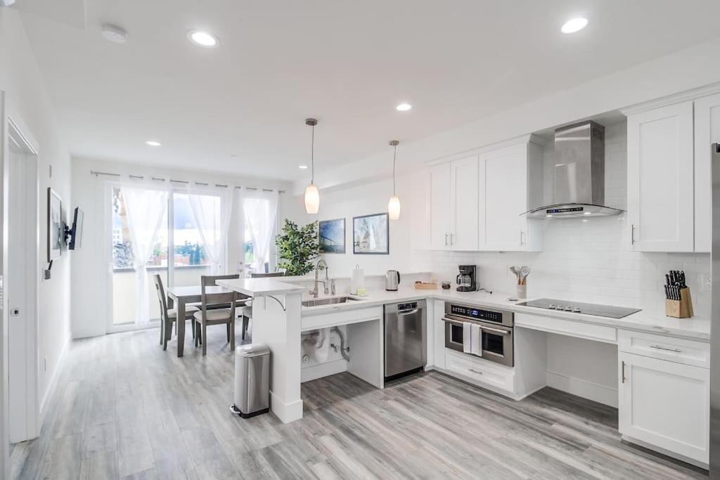 Park Blvd Paradise 301 Ada Compliant With A Spa San Diego Luaran gambar